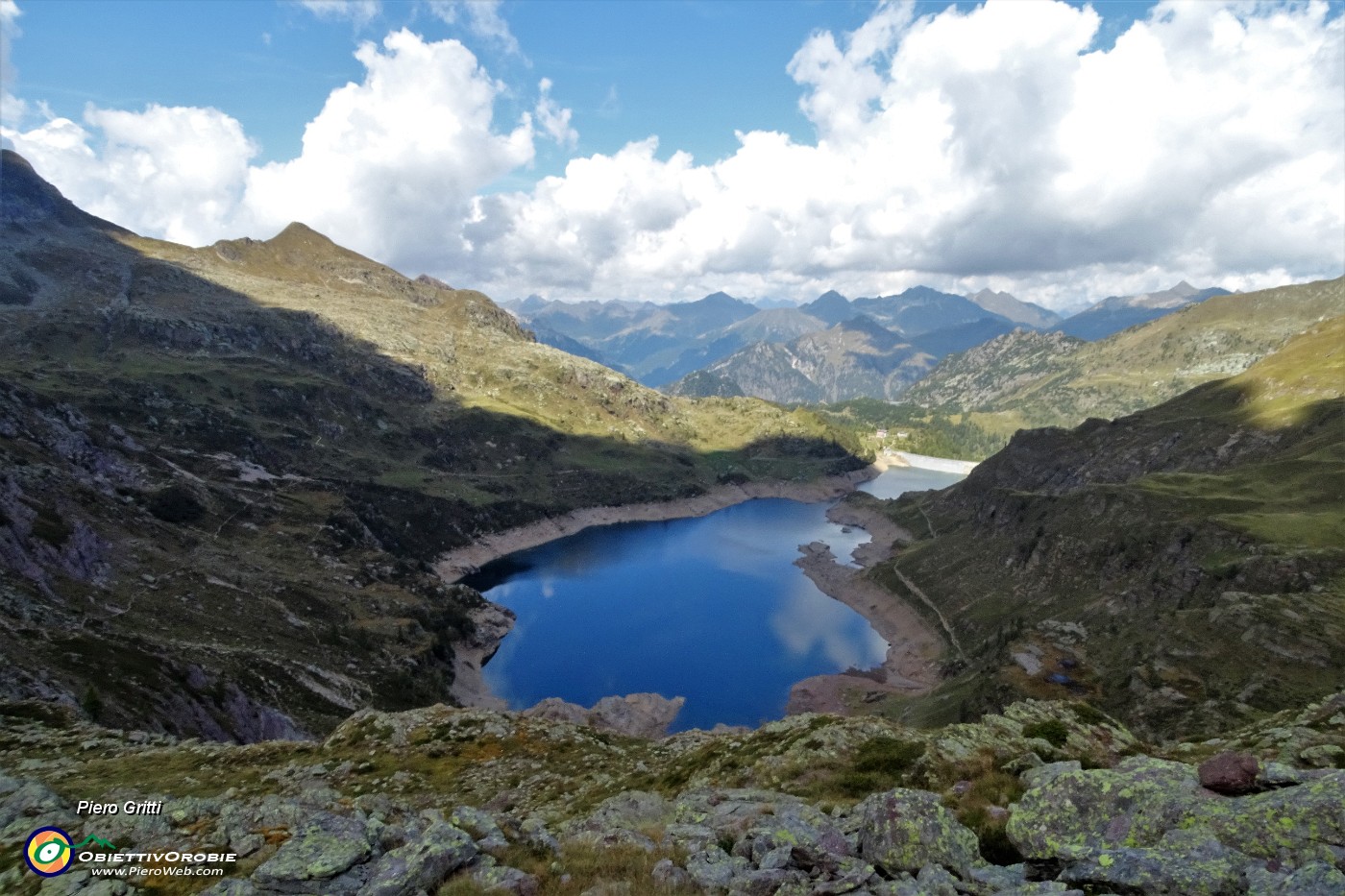 49 Altra vista sui Laghi Gemelli.JPG